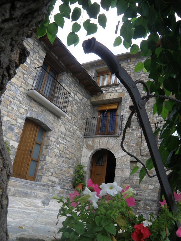 شقة Aínsa  في Casa Cosculluela المظهر الخارجي الصورة